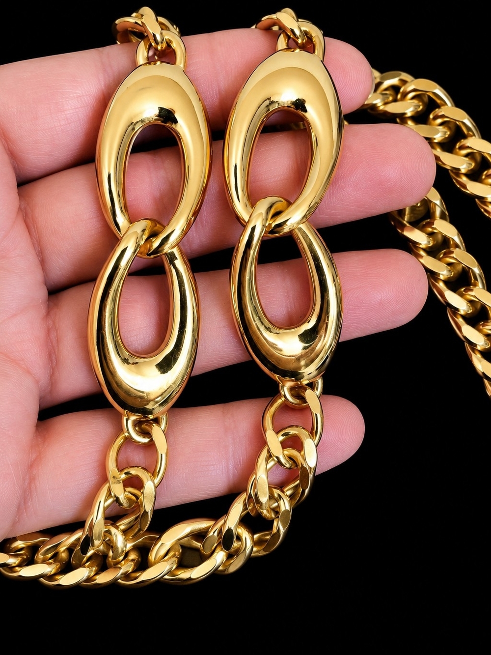 Vintage 80s Gold Link Statement Necklace